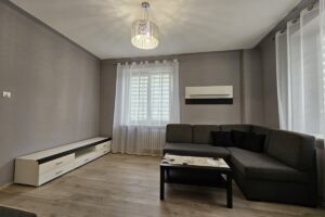 Apartment for Rent in Żoliborz, Warsaw  Metro Plac Wilsona 3