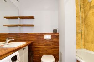 Stylish 3-Room Apartment for Rent in  Mokotów, Warsaw Near Metro 4