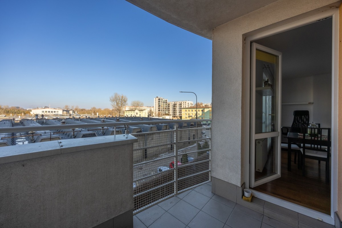 Modern 2-Bedroom Apartment for Rent – Radziwie Street, Wola, Warsaw