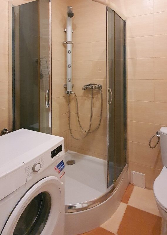Spacious 2-Bedroom Apartment in Nowa Praga Warsaw, Balcony & Separate Kitchen 7