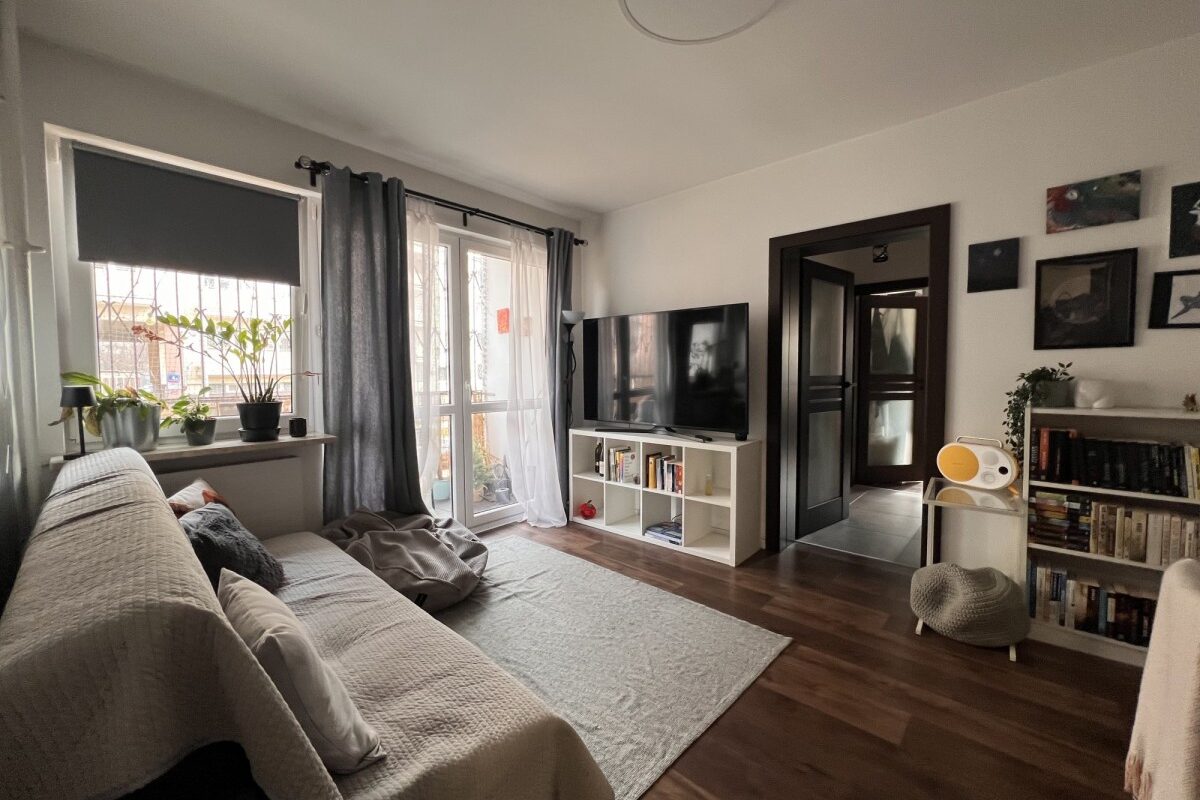 3-ROOM APARTMENT FOR RENT IN, WARSAW | FUNCTIONAL LAYOUT | NEAR METRO 11