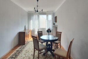 Spacious 2-Bedroom Apartment in Nowa Praga Warsaw, Balcony & Separate Kitchen 2
