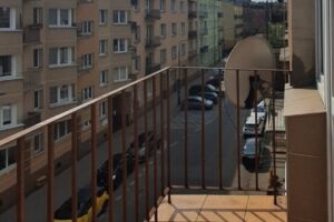 Spacious 2-Bedroom Apartment in Nowa Praga Warsaw, Balcony & Separate Kitchen 4
