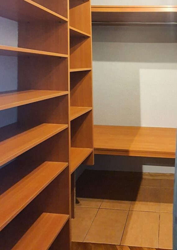 Spacious 2-Bedroom Apartment in Nowa Praga Warsaw, Balcony & Separate Kitchen 5