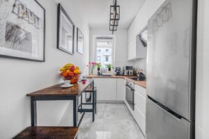 Modern Studio Apartment for Sale Warsaw Białołęka – 32 m², Separate Kitchen, Balcony, Garage Parking, Investment Opportunity 3