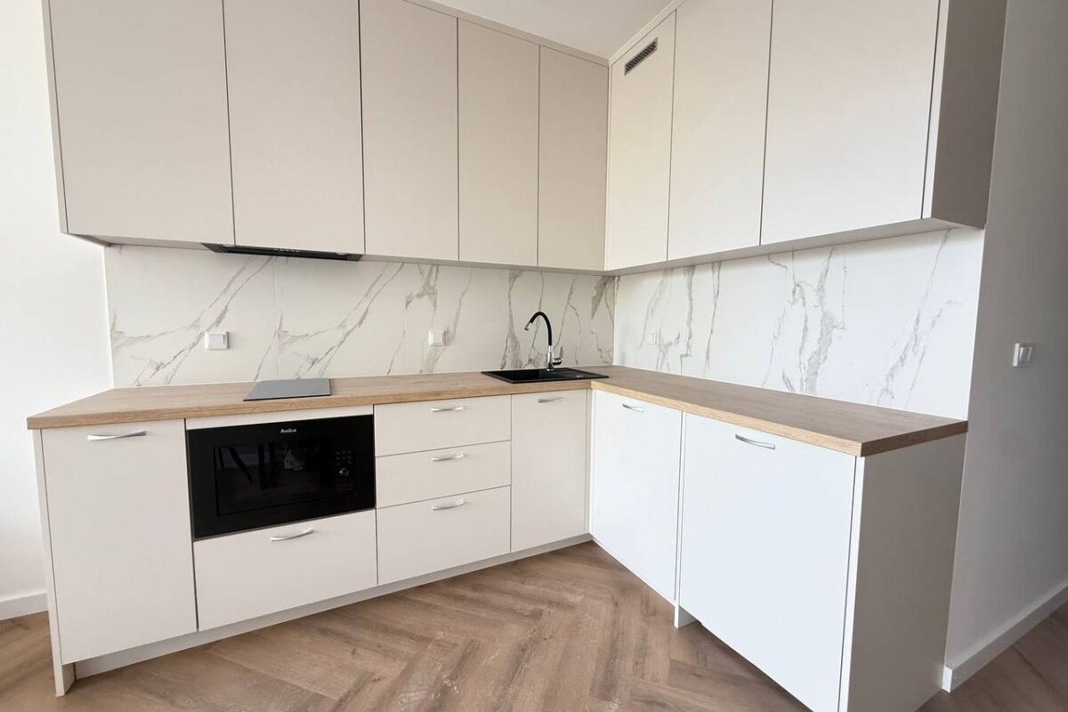 Modern 1-Bedroom Apartment for Sale – Warsaw Praga-Północ | 33.84 m² | New Building 2026 | Balcony | AC | Investment Ready 18