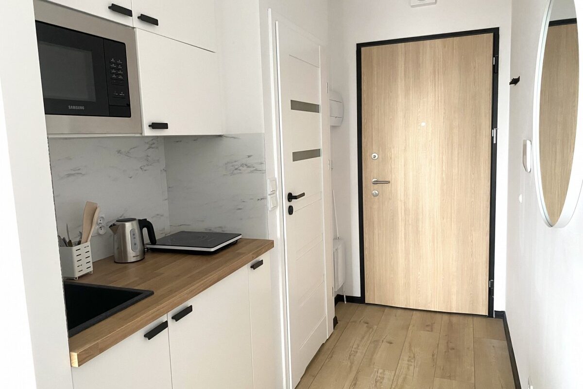 Studio Apartment for sale Warsaw Włochy Wiktoryn    Fully Furnished 4