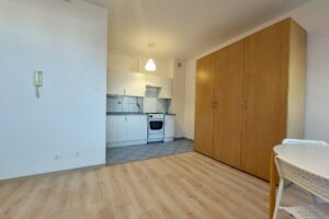 BRIGHT STUDIO APARTMENT FOR RENT | TARGÓWEK, WARSAW PARKING INCLUDED 2