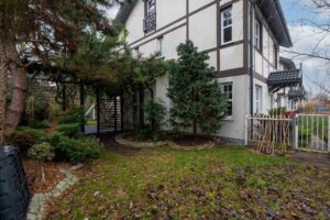 Spacious Family Home for Sale in Józefosław | 215 m² | 7 Rooms | Gated Community Near Kabaty Forest 2