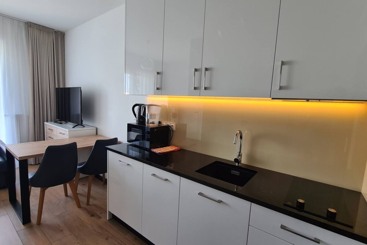 Modern 2-Room Apartment for Rent – Warsaw Ochota | Józefa Siemieńskiego Street | 30 m² | Balcony | New Building 4