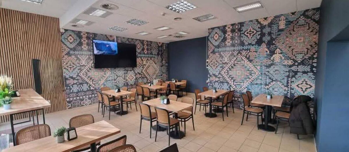 Kebab Restaurant for Sale – Prime Location Warsaw Mokotów | Fully Equipped Turnkey Business 1