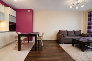 Komfortowe 2-pokojowe mieszkanie  Balkon i garaz 1