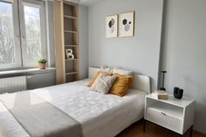 Sunny 1-Bedroom Apartment for Rent in Gocław, Warsaw Balcony 5