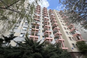 Sunny 1-Bedroom Apartment for Rent in Gocław, Warsaw Balcony 1