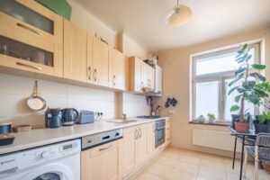 2 Rooms | Fully Furnished | Parking Included Warsaw