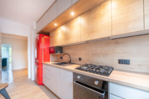 VARŞOVA GROCHÓW’DA KİRALIK 3 ODALI DAIRE GENİŞ DAİRE 73 m²  BALKONLU 4