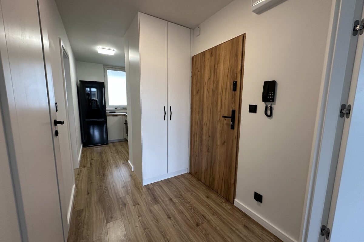3-Room Apartment for Rent Warsaw 8