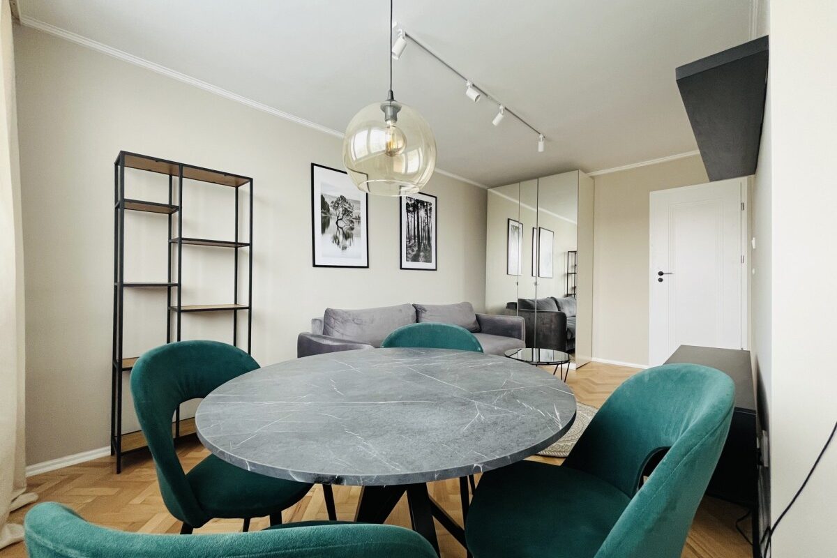 Apartment for Rent 2-Rooms Warsaw 8