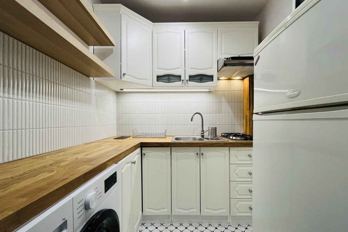 Apartment for Rent 2-Rooms Warsaw 4