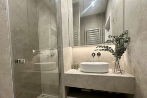 Modern Apartment for Rent – Warsaw Wola, Kolejowa | Premium Location | 2 Rooms 4