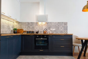 MODERN 2-ROOM APARTMENT FOR RENT | 42 m² | WARSAW PRAGA-POŁUDNIE – UL. SIENNICKA 5
