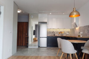 MODERN 2-ROOM APARTMENT FOR RENT | 42 m² | WARSAW PRAGA-POŁUDNIE – UL. SIENNICKA 4