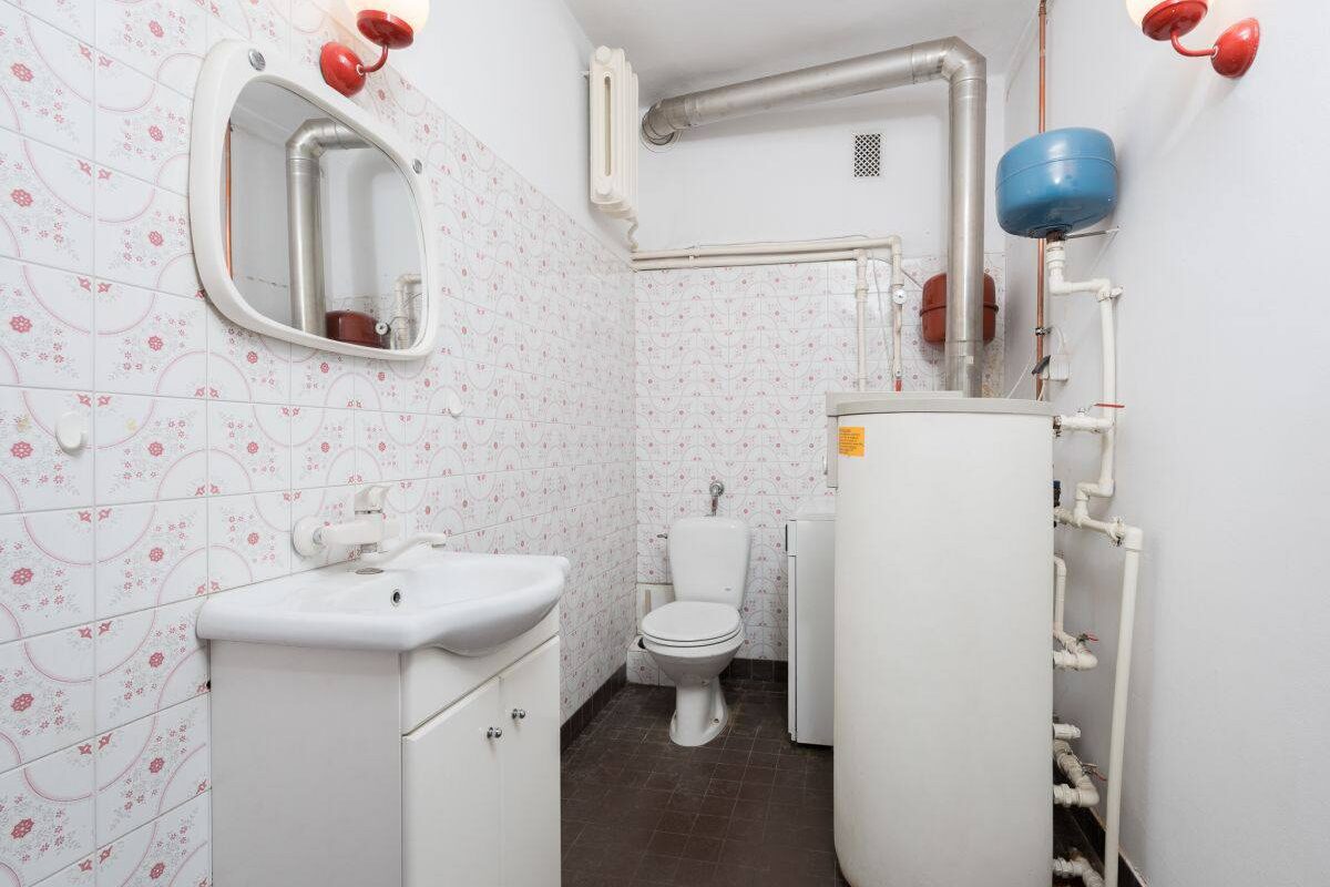 PRIME INVESTMENT PROPERTY IN SADYBA | PERFECT FOR HOSTEL OR CO-LIVING 2