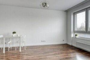 Modern 2-Room Apartment Near Metro – Warsaw 3