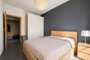 Apartment Near Metro Młociny Bielany, Warsaw 5