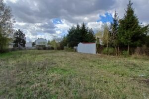 Investment Plot with Building Permit – Łomianki, ul. Łąkowa 7
