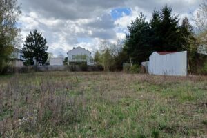 Investment Plot with Building Permit – Łomianki, ul. Łąkowa 7 2