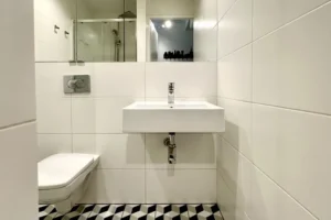 Modern Studio for Sale in Warsaw City Center – Near Metro & Central Station 1
