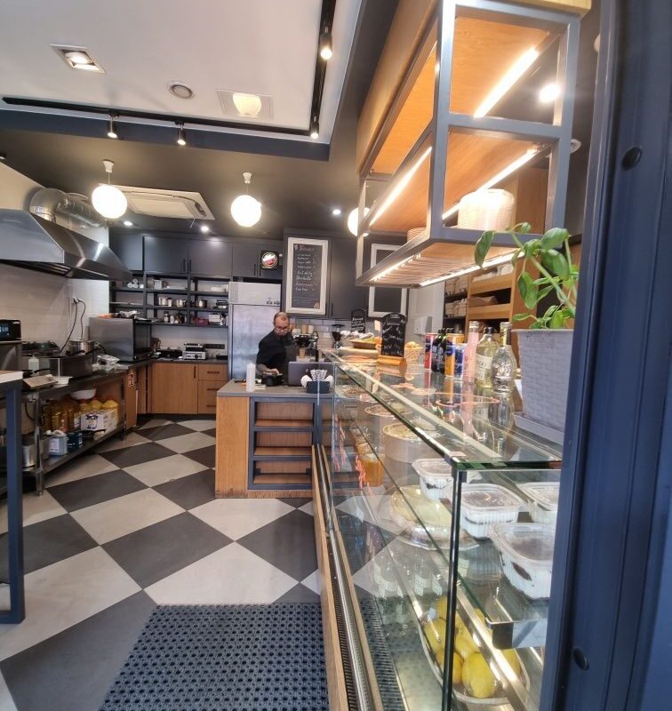 GASTRONOMIC COMMERCIAL UNIT FOR HANDOVER WOLA, WARSAW 4