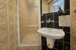 Apartment for Rent in Warsaw 3