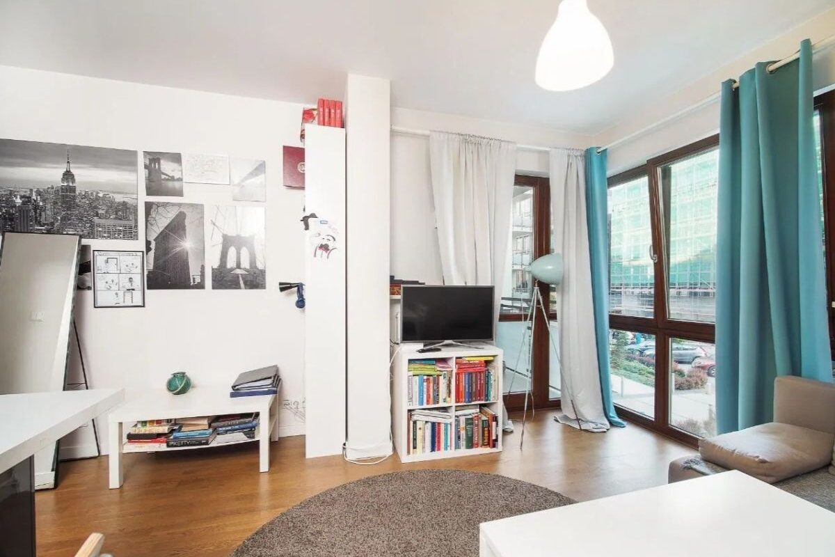Modern 2-Bedroom Apartment for Rent 10