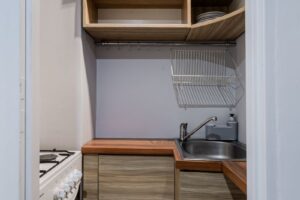 Bright Studio Apartment for Rent in the Heart of Powiśle, Warsaw 3
