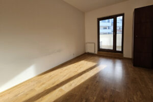 2-Bedroom Apartment with South-Facing Balcony for Sale in Wilanów, Warsaw Garage Prime Location 4