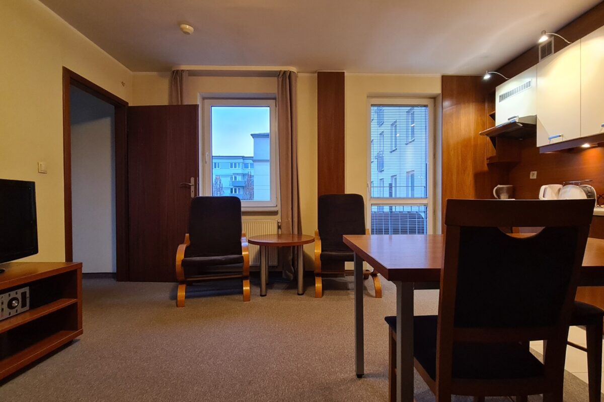 Fully Furnished 2-Room Apartment for Rent in Warsaw 3