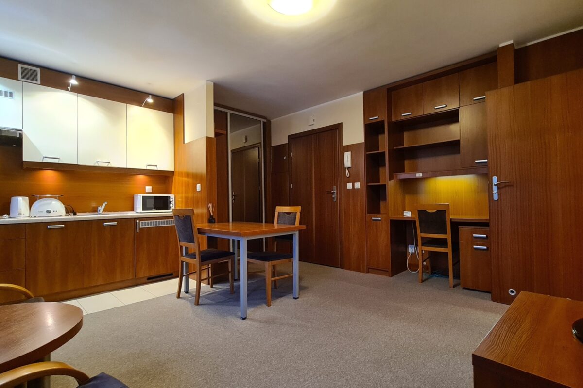 Fully Furnished 2-Room Apartment for Rent in Warsaw 9
