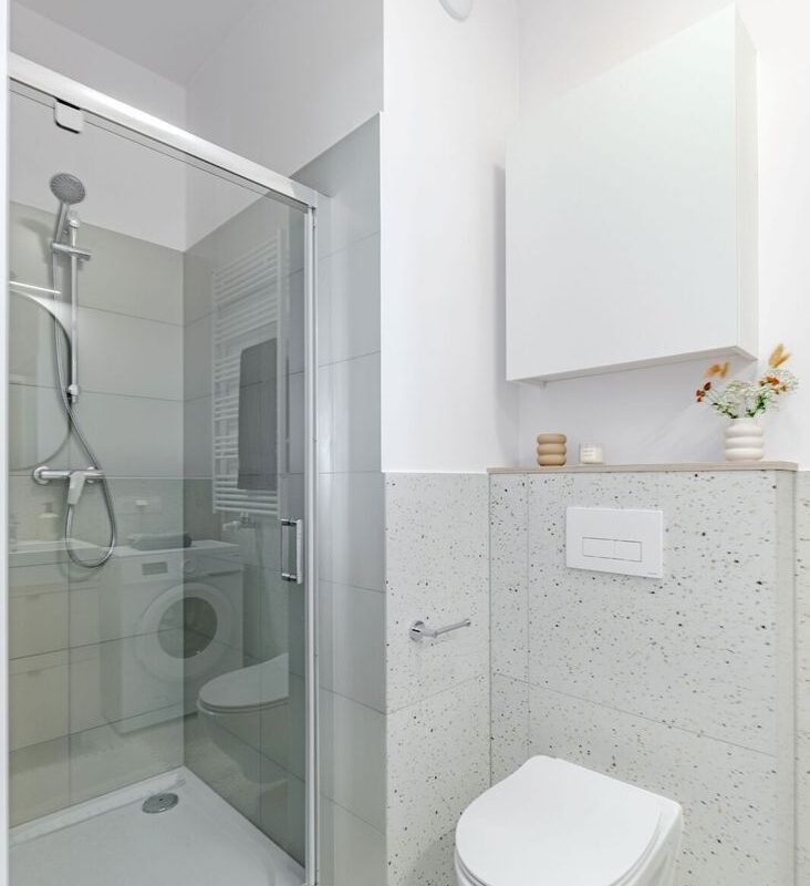 Modern Studio Apartment with Balcony Pets Welcome Free Wi-Fi Included 4