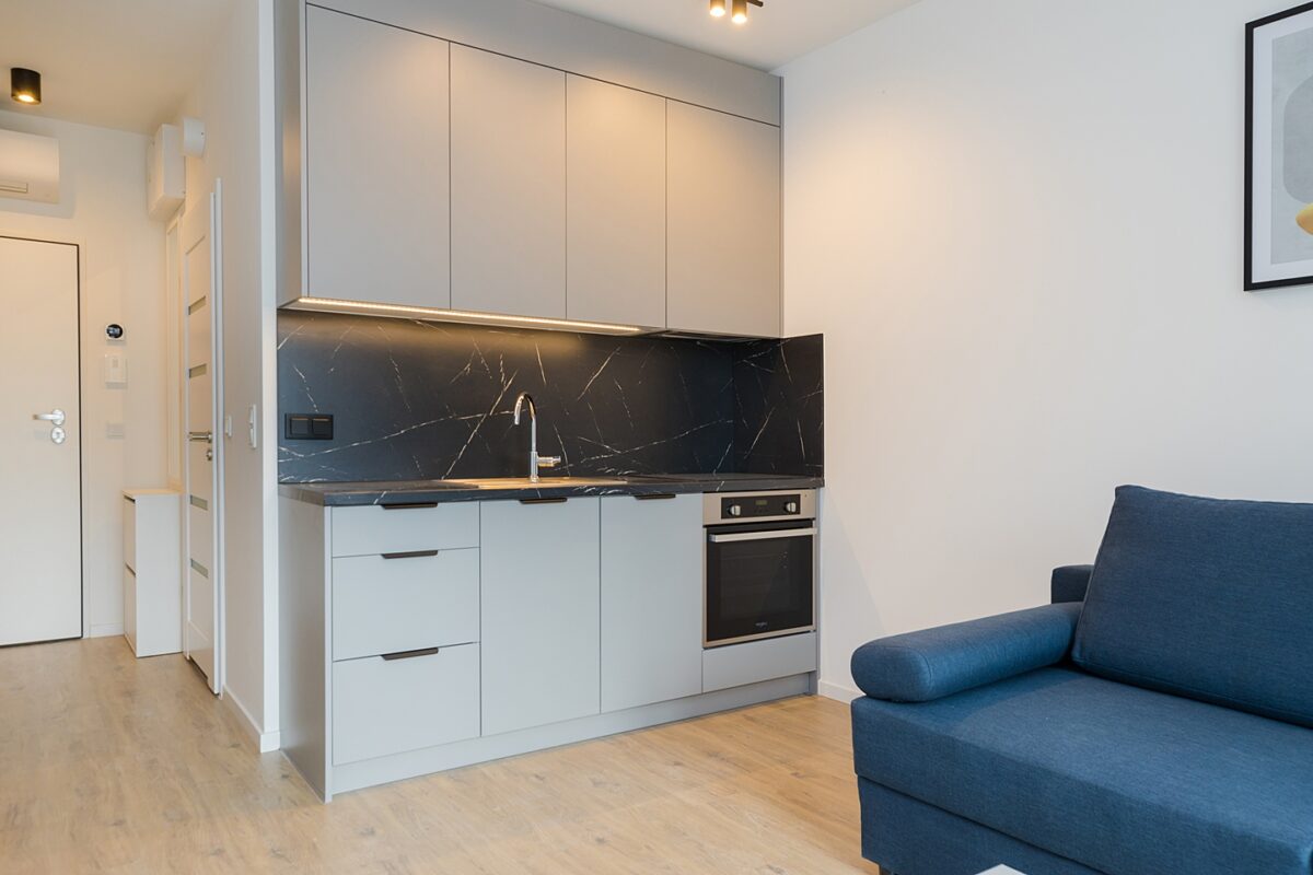 Modern Studio for Rent in Warsaw 8