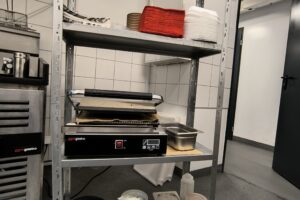 KUCHNIA DELIVERY NA ODSTĘPNE – WARSZAWA 1