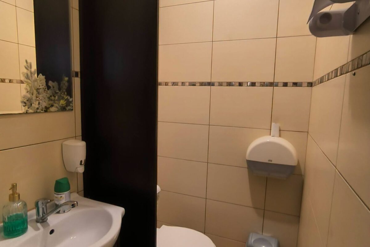 Varşova Wola’da Devren Asya Restoran 8