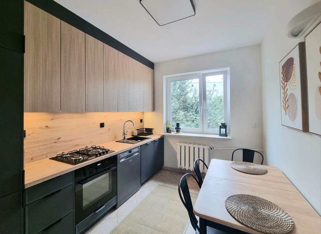 Varşova’da 3 Odalı Kiralık Daire 7