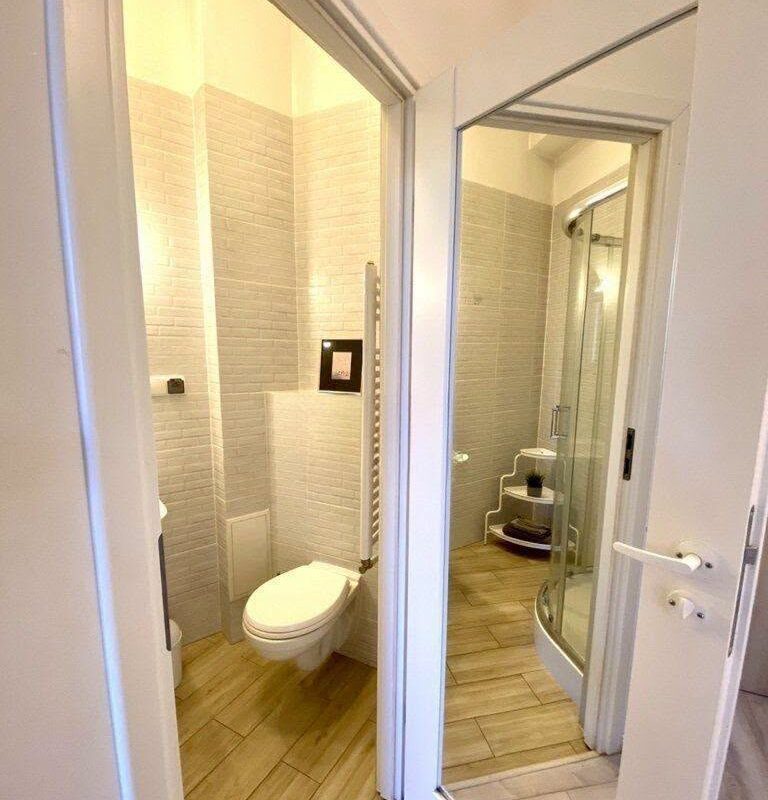 Furnished 1-Room Apartment for Rent in Warsaw City Centre | Koszykowa 4
