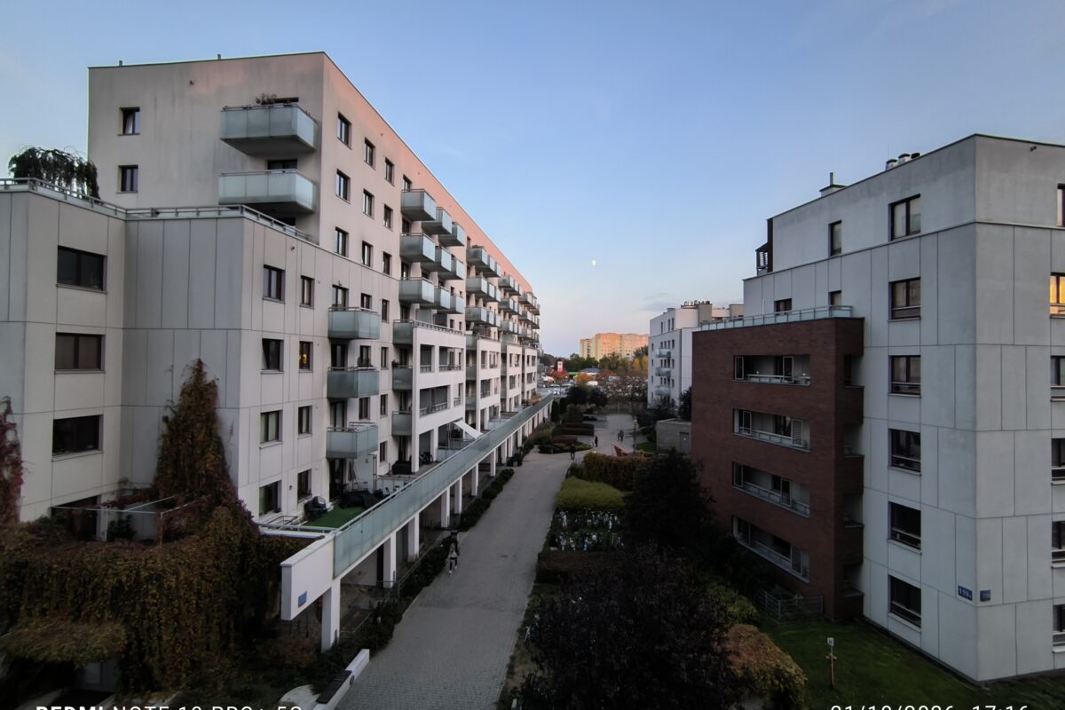 2-BEDROOM APARTMENT FOR RENT – METRO MŁOCINY, WARSAW 10